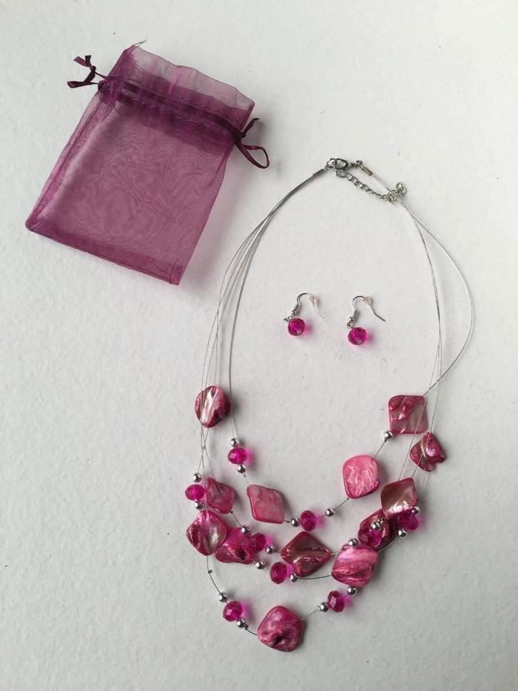 ensemble collier et boucles d'oreilles, Bijoux, Sacs & Beauté, Colliers, Utilisé, Pierre ou Minéral, Réglable, Enlèvement ou Envoi