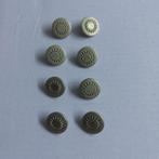 8 zilverkleurige metalen knopen., Hobby en Vrije tijd, Ophalen of Verzenden, Zo goed als nieuw
