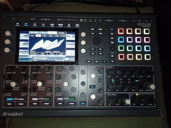 Waldorf Iridium desktop, Muziek en Instrumenten, Synthesizers, Zo goed als nieuw, Ophalen of Verzenden
