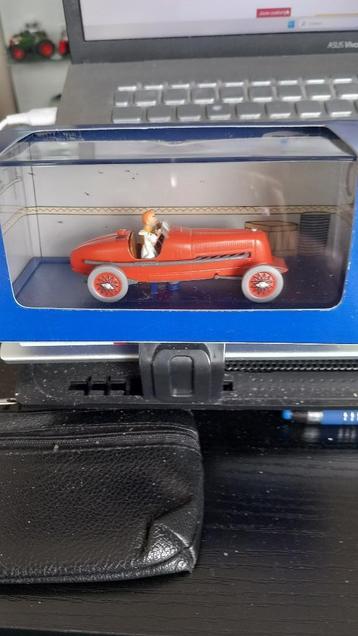 la voiture de course de Tintin