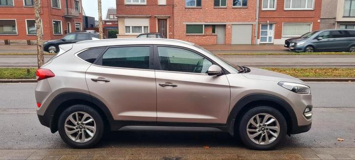 Hyundai tucson euro 6b benzine 2017, Auto's, Hyundai, Particulier, Tucson, Alarm, Cruise Control, Regensensor, USB, Benzine, Ophalen
