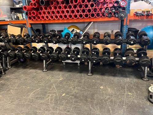 Lifemaxx rubberen dumbells 12-40 kg incl rek dumbell set, Sports & Fitness, Équipement de fitness, Utilisé, Haltère, Enlèvement