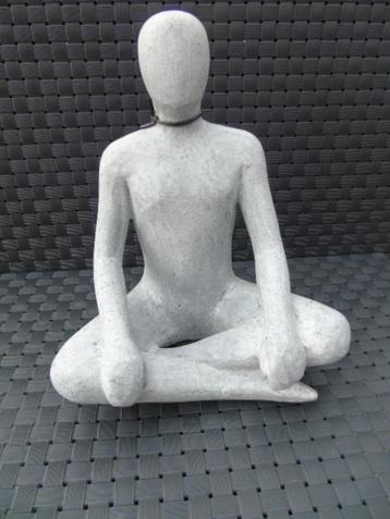 Meditatiesneeuwpopbeeld in grijze polystone, Tuin en Terras, Ophalen, Nieuw, Steen, Overige typen