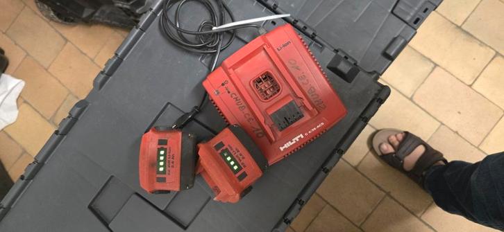 Hilti, Doe-het-zelf en Bouw, Gereedschap | Handgereedschap, Zo goed als nieuw, Ophalen