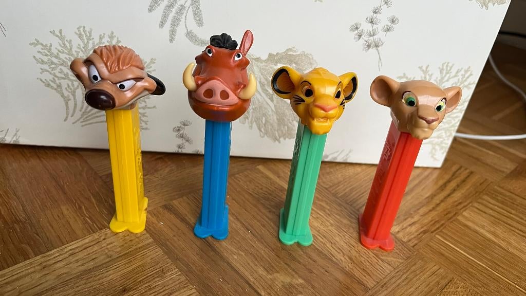Distributeurs PEZ - Le Roi Lion - Timon Pumbaa Simba Nala, Collections, Jouets miniatures, Utilisé, Enlèvement ou Envoi