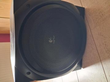 Logisch woofer beschikbaar voor biedingen