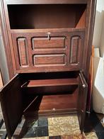 Karaktervolle houten barkast, Enlèvement