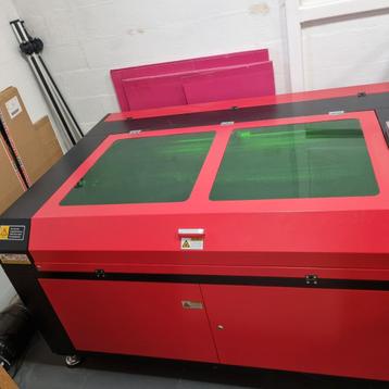 130w co2 laser 130x90 cm werkbereik beschikbaar voor biedingen