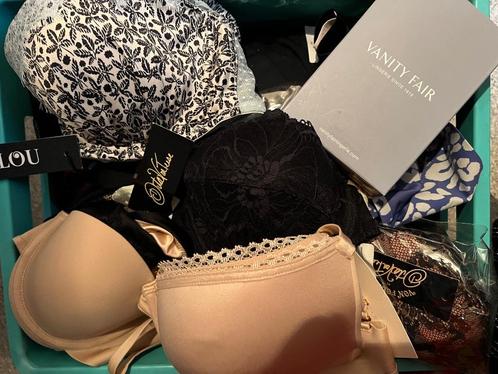 Pakket van 250  stuks nieuwe merken lingerie, Kleding | Dames, Ondergoed en Lingerie, BH, Overige kleuren, Ophalen of Verzenden