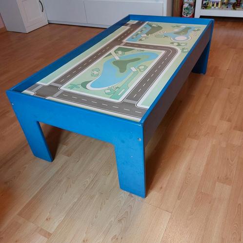 Houten speeltafel/salontafel, Enfants & Bébés, Jouets | Tables de jeux, Utilisé, Enlèvement