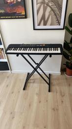 Yamaha Keyboard met staander!, Muziek en Instrumenten, Keyboards, Ophalen, Zo goed als nieuw, 61 toetsen, Yamaha