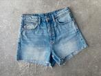 Weekday blauwe jeansshort short maat 40 maar eerder maat 38, Maat 38/40 (M), Kort, Blauw, Weekday