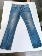 LEVIS, jeansbroek, maat 31, straight leg, Kleding | Dames, Spijkerbroeken en Jeans, Ophalen of Verzenden, Zo goed als nieuw