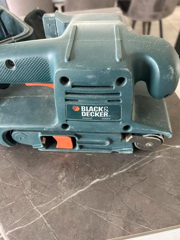 Ponceuse Black and Decker, Enlèvement, Utilisé, 600 à 1200 watts, Ponceuse à bande