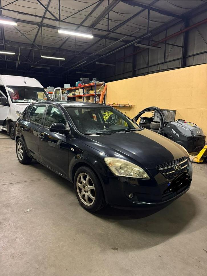 Kia ceed 1.4i| 2009| airco, Auto's, Kia, Particulier, (Pro) Cee d, Airbags, Airconditioning, Alarm, Boordcomputer, Centrale vergrendeling