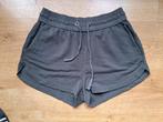 Groene short H&M maat S, H&M, Kort, Ophalen of Verzenden, Maat 36 (S)