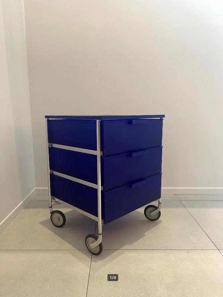 Kartell mobil 3 trolley kobaltblauw, Huis en Inrichting, Kasten | Ladekasten, Gebruikt, Minder dan 100 cm, Minder dan 50 cm, 25 tot 50 cm