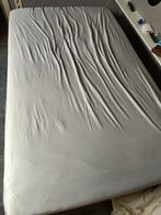 Bed + matras, Ophalen, Zo goed als nieuw, Matras