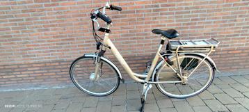 Elektrische damesfiets. SUNDVALL. Volledig nazicht gehad. beschikbaar voor biedingen