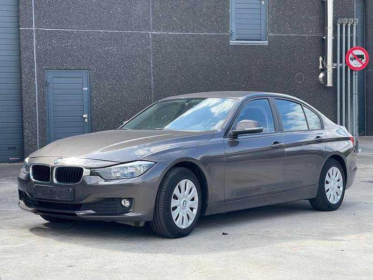 BMW - 3 - 318D - Auto - 2012, Auto's, BMW, Bedrijf, 3 Reeks, Overige brandstoffen, Overige carrosserie, Gebruikt