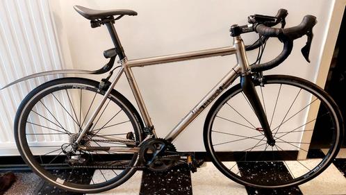 Racefiets J Guillem Titanium M54 M Ultegra *****, Fietsen en Brommers, Fietsen | Racefietsen, Zo goed als nieuw, Titanium, Ophalen