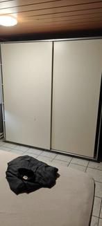 kleerkast, Ophalen, Zo goed als nieuw