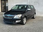 Skoda fabia 1.2i benzine - Te koop, Auto's, Voorwielaandrijving, Euro 5, Stof, Zwart