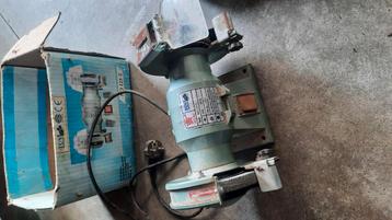 slijpsteen 220v ~ 120w beschikbaar voor biedingen
