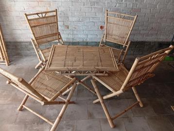 Vintage tuinset van bamboe uit de jaren 70  beschikbaar voor biedingen