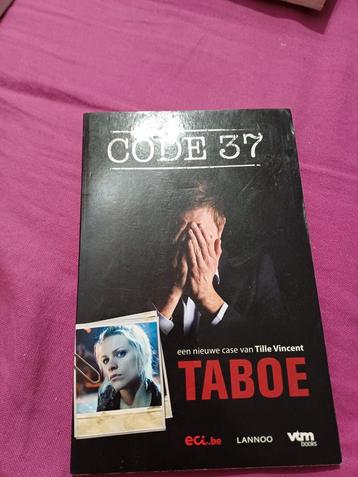 Code 37 boeken, Boeken, Ophalen of Verzenden, Gelezen