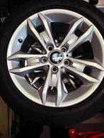 Jantes Bmw 17 avec pneus d'été, Autos : Pièces & Accessoires, Pneus & Jantes, Enlèvement, Pneus été, Jante(s)