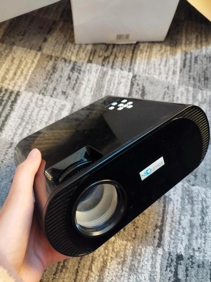 Qumax beamer miniprojector, Audio, Tv en Foto, Beamers, Zo goed als nieuw, Ophalen