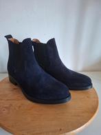 Suède chelsea boots donkerblauw - Maat 42 - NIEUW, No logo, Lage of Enkellaarzen, Zo goed als nieuw, Verzenden