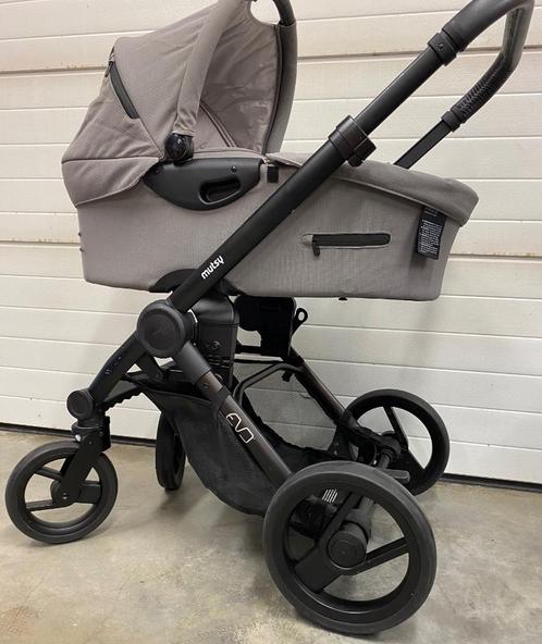 Mutsy Evo grijs, Kinderen en Baby's, Kinderwagens en Combinaties, Gebruikt, Kinderwagen, Mutsy, Ophalen