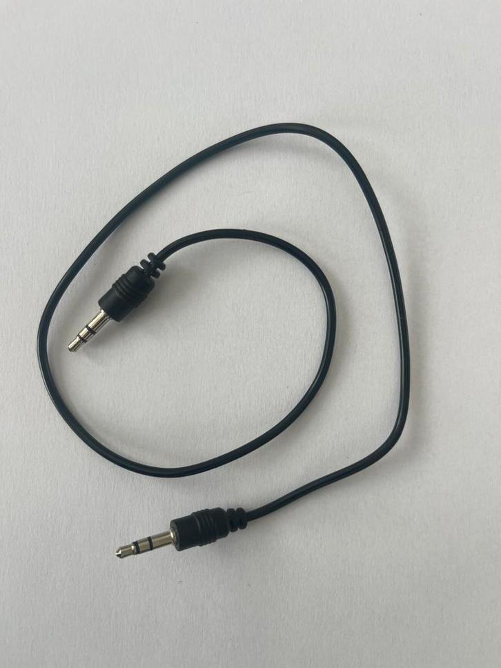 AUX kabel 3.5mm jack – L:45cm – Male to Male – Audiokabel, Audio, Tv en Foto, Audiokabels en Televisiekabels, Zo goed als nieuw