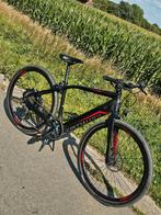 2 vélos électriques specialized