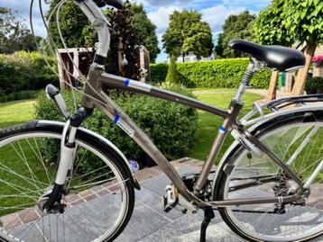 Giant Cosmo 3 beschikbaar voor biedingen
