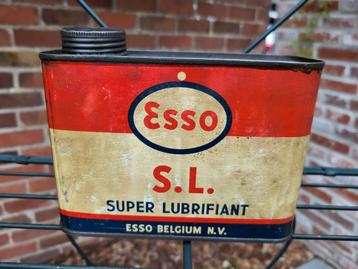 oud blikje van het product Esso S.L. Super Lubrifiant  beschikbaar voor biedingen