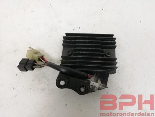 Spanningsregelaar Suzuki TL1000s 1996 t/m 2001 rectifier reg, Motoren, Onderdelen | Suzuki, Gebruikt, Ophalen of Verzenden