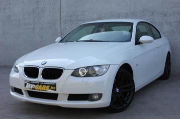 BMW 320i coupé/Pdc/Xenon/Navi beschikbaar voor biedingen