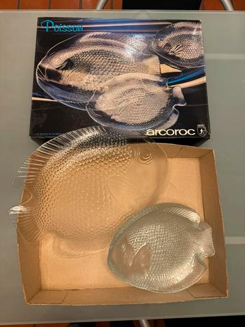 Mooie glazen visborden beschikbaar voor biedingen