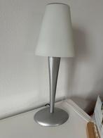 Tafellamp ovaal,melkwitte kap,rvskleur poot, Ophalen of Verzenden, Zo goed als nieuw
