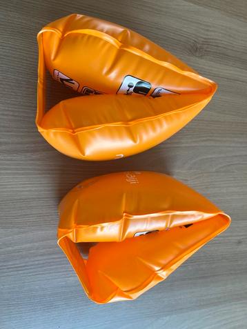 Zwembandjes Nabaiji 11-30kg beschikbaar voor biedingen