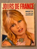 Journées de France - Brigitte Bardot - 1964, Livres, Journaux & Revues, Comme neuf, Enlèvement ou Envoi