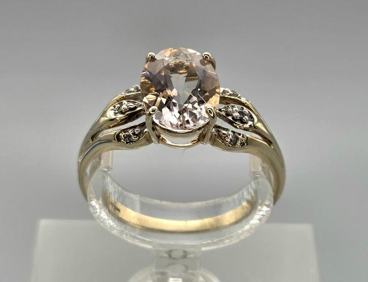 Gouden Vintage ring edelsteen morganiet en diamant. 2025/710, Handtassen en Accessoires, Ringen, Zo goed als nieuw, Dame, 17 tot 18