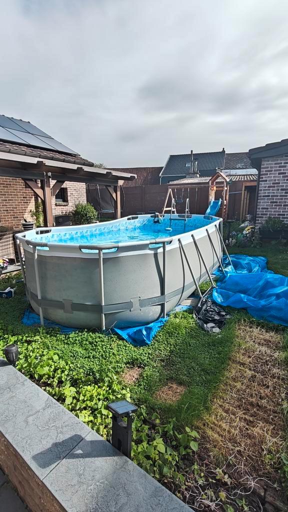 Zwembad + eventueel warmtepomp en filter, Tuin en Terras, Zwembaden, Zo goed als nieuw, Ovaal, Ophalen of Verzenden