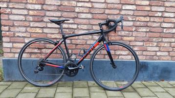Koersfiets: Giant Contend SL1 M Black - Zwart beschikbaar voor biedingen