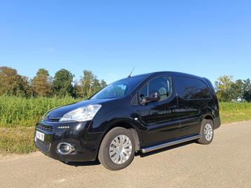 Citroën Berlingo xl en parfait état  disponible aux enchères