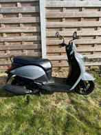 Prachtige Sym Mio i50, Fietsen en Brommers, Scooters | SYM, Klasse A (25 km/u), 49 cc, Zo goed als nieuw, Benzine