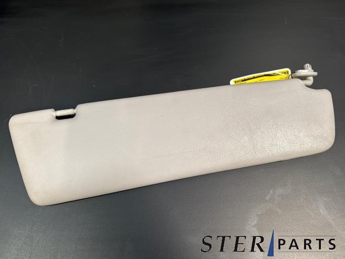 Zonneklep van een Mercedes Vito, Auto-onderdelen, Interieur en Bekleding, Mercedes-Benz, Gebruikt, 3 maanden garantie, Ophalen of Verzenden